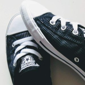 CONVERSE BALLET FLATS